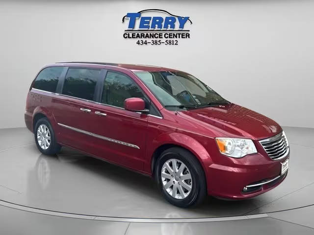 2016 Chrysler Town and Country Touring FWD photo