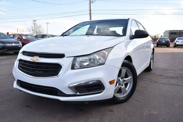 2016 Chevrolet Cruze LS FWD photo
