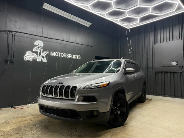 2016 Jeep Cherokee Altitude FWD photo