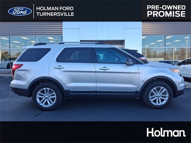 2015 Ford Explorer XLT 4WD photo