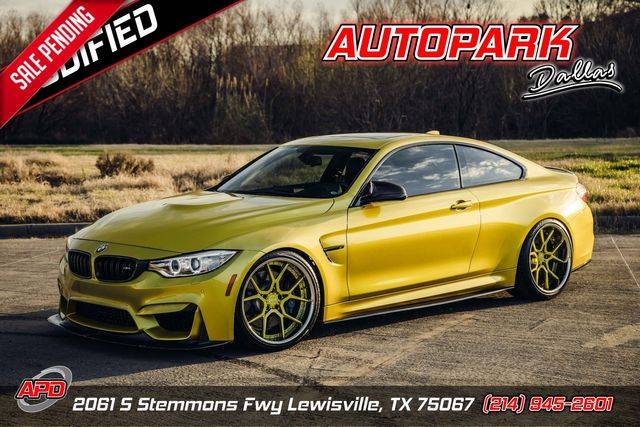 2015 BMW M4  RWD photo