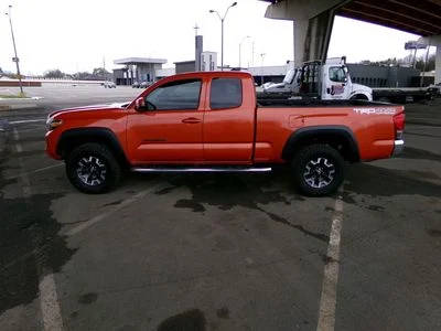 2016 Toyota Tacoma TRD Off Road 4WD photo