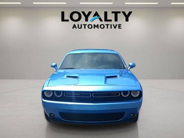 2016 Dodge Challenger R/T Plus RWD photo