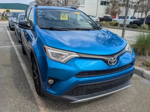 2016 Toyota RAV4 SE FWD photo