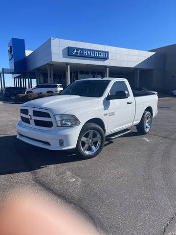 2016 Ram 1500 Express 4WD photo