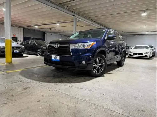 2016 Toyota Highlander XLE AWD photo