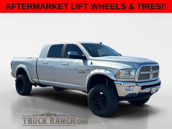 2016 Ram 3500 Laramie 4WD photo