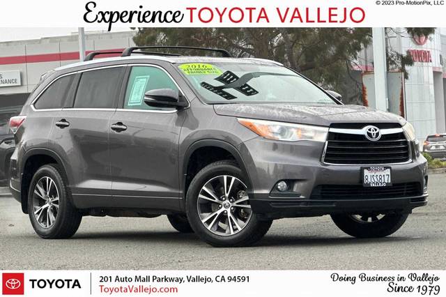 2016 Toyota Highlander XLE AWD photo