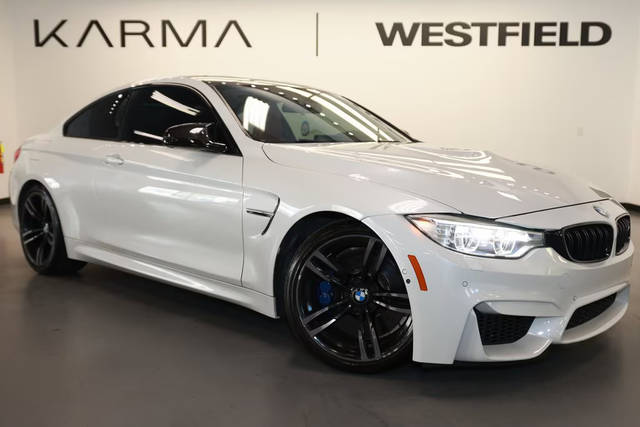 2016 BMW M4 RWD photo