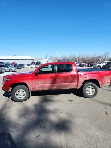 2016 Toyota Tacoma SR5 4WD photo