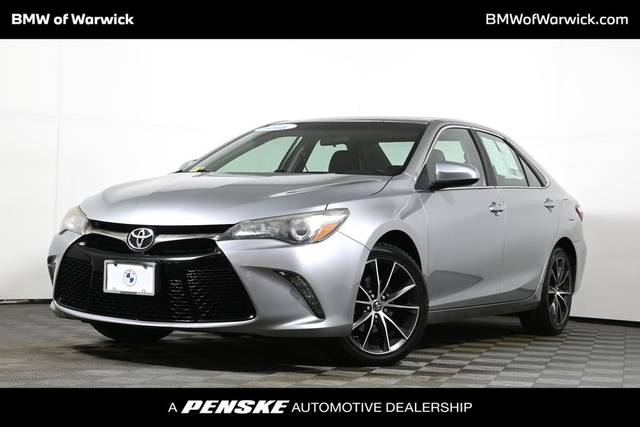 2016 Toyota Camry XSE FWD photo