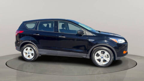 2016 Ford Escape S FWD photo