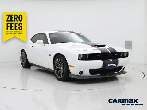 2016 Dodge Challenger SRT 392 RWD photo