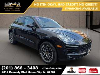 2016 Porsche Macan S AWD photo