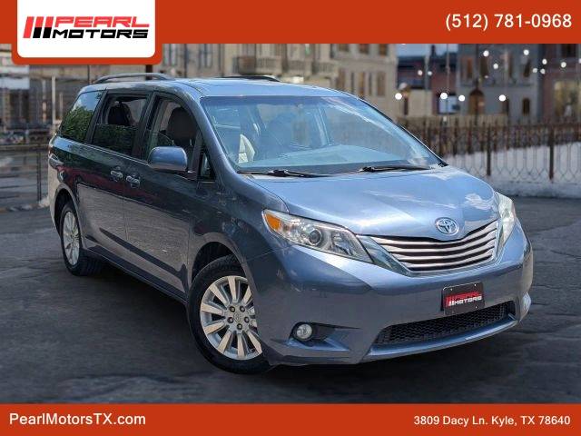 2015 Toyota Sienna XLE AWD photo