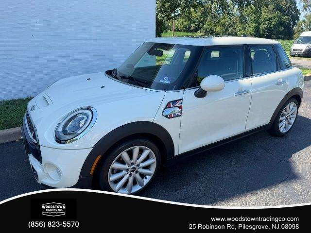 2016 MINI Hardtop 4 Door S FWD photo