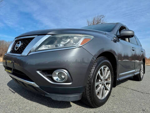 2016 Nissan Pathfinder SL 4WD photo