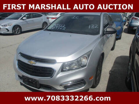 2016 Chevrolet Cruze LS FWD photo