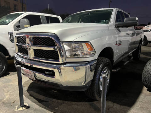 2015 Ram 3500 SLT 4WD photo