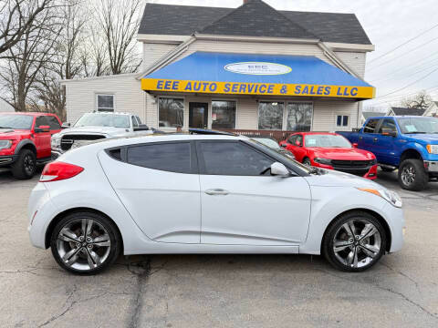 2016 Hyundai Veloster  FWD photo