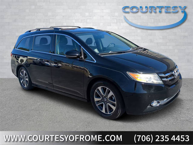 2016 Honda Odyssey Touring FWD photo