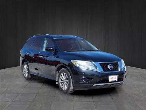 2015 Nissan Pathfinder S FWD photo