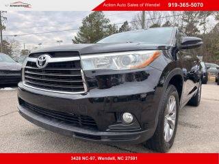 2016 Toyota Highlander LE Plus FWD photo