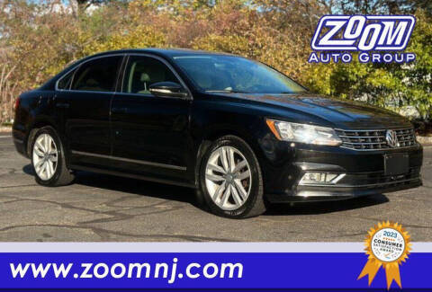 2016 Volkswagen Passat 1.8T SEL FWD photo