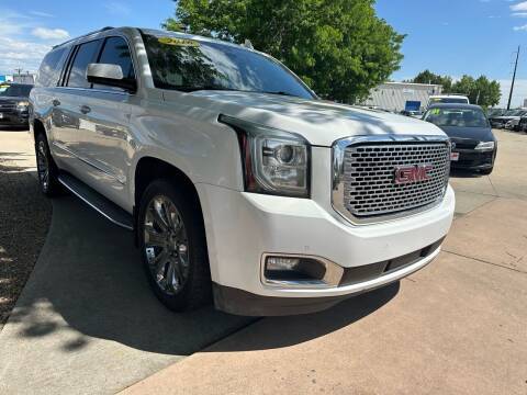 2016 GMC Yukon XL Denali 4WD photo