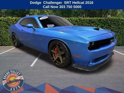 2016 Dodge Challenger SRT Hellcat RWD photo