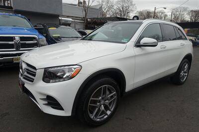 2016 Mercedes-Benz GLC-Class GLC 300 AWD photo