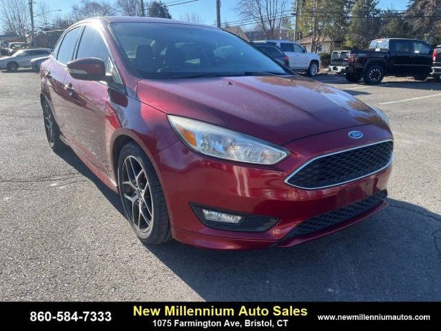 2016 Ford Focus SE FWD photo