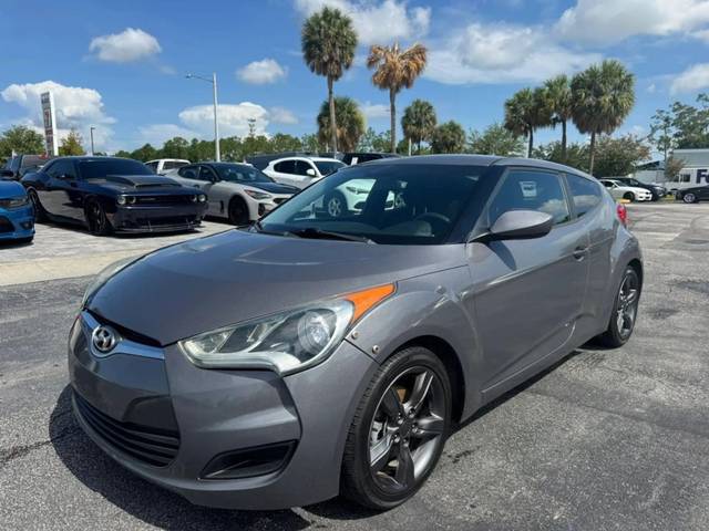 2015 Hyundai Veloster FWD photo