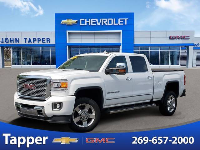 2016 GMC Sierra 2500HD Denali 4WD photo