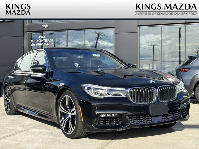 2016 BMW 7 Series 750i xDrive AWD photo