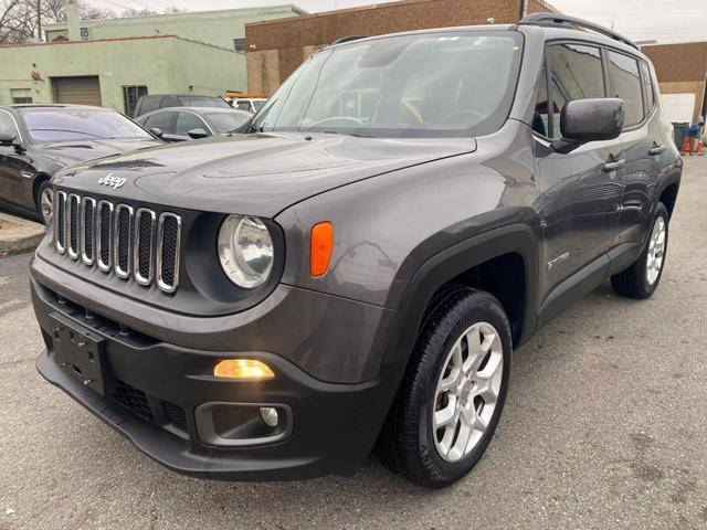 2016 Jeep Renegade Latitude 4WD photo