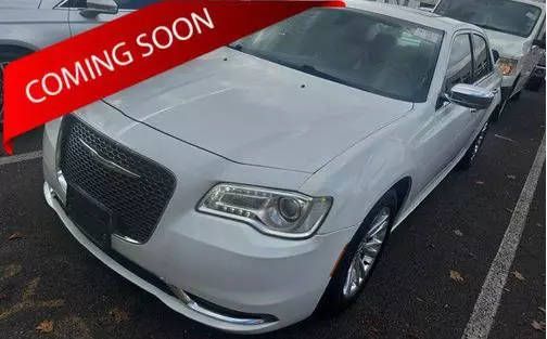 2015 Chrysler 300 300C RWD photo