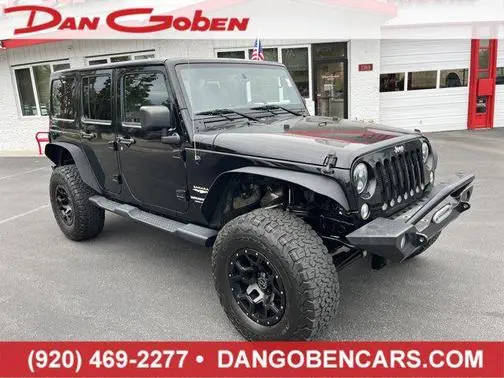 2015 Jeep Wrangler Unlimited Sahara 4WD photo