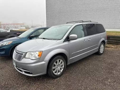 2015 Chrysler Town and Country Touring FWD photo