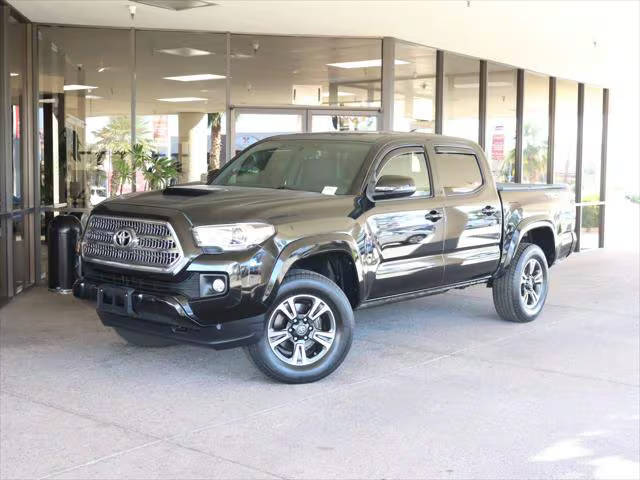 2016 Toyota Tacoma TRD Sport 4WD photo
