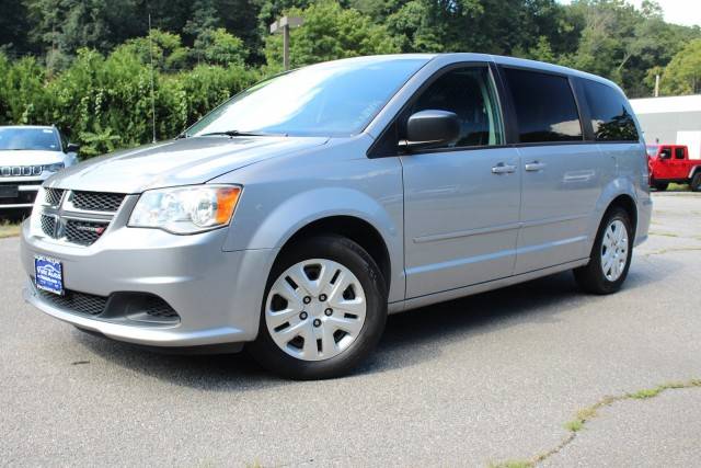 2016 Dodge Grand Caravan SE FWD photo