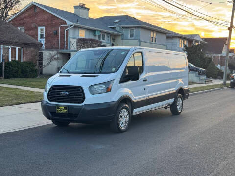 2016 Ford Transit Van RWD photo