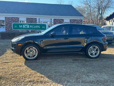 2016 Porsche Macan S AWD photo