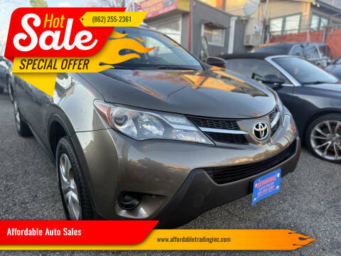 2015 Toyota RAV4 LE AWD photo