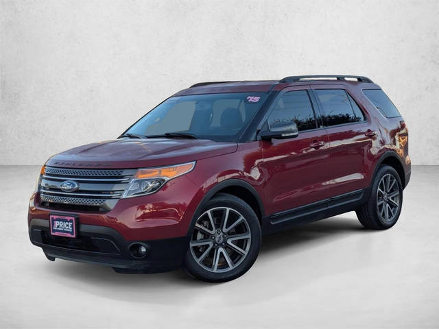 2015 Ford Explorer XLT FWD photo