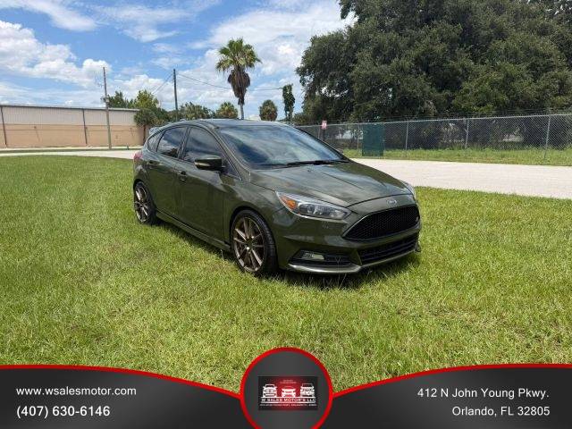 2016 Ford Focus ST FWD photo