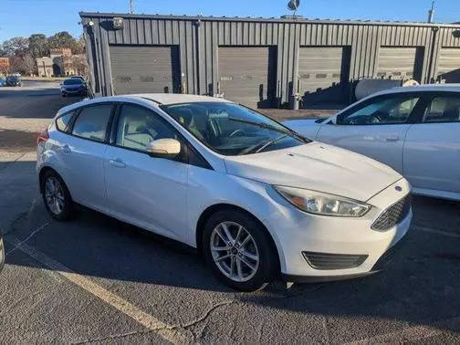 2016 Ford Focus SE FWD photo