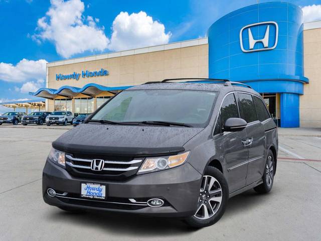 2016 Honda Odyssey Touring FWD photo