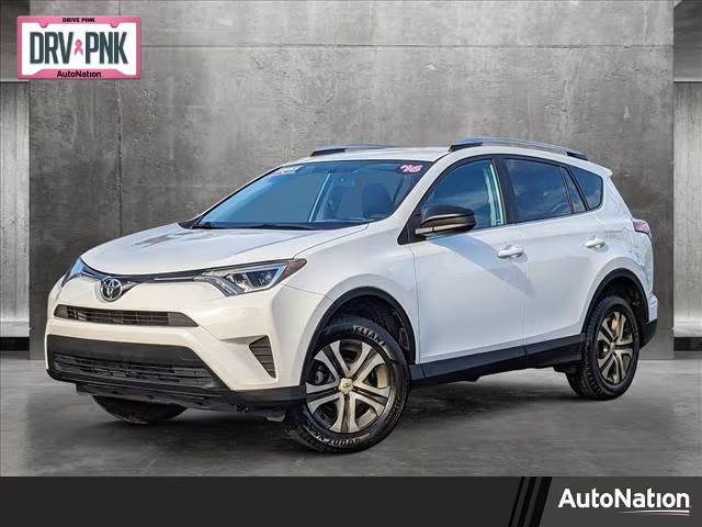 2016 Toyota RAV4 LE FWD photo