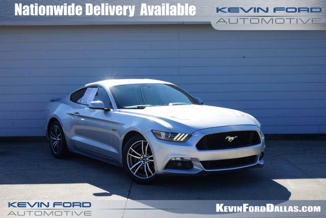 2015 Ford Mustang GT RWD photo